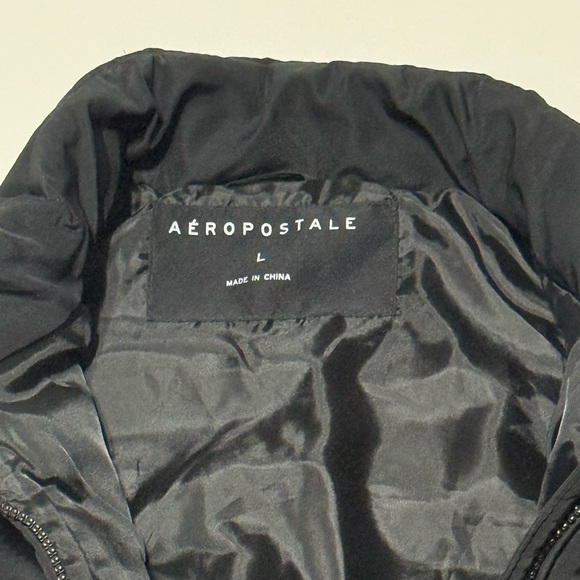 Aeropostale Black Quilted Vest Women’s Large Lightweight Puffer - Picture 4 of 4